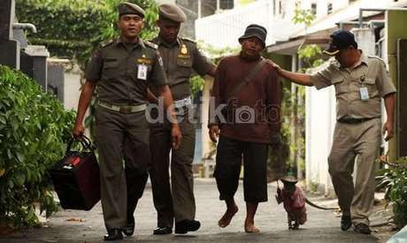 Tolak Disebut Tiru DKI, Bandung Sudah Tertibkan Topeng Monyet