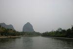Menyusuri Sungai Bersejarah di Guilin