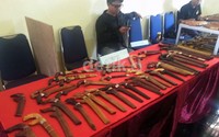 Badik yang dipamerkan terdiri dari berbagai jenis dapat diketahui dari asal daerah pembuatnya.