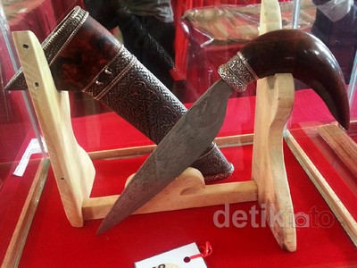 Senjata Khas Bugis Dipamerkan