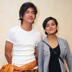 Makin Dekat, Apa yang Sering Dilakukan Adipati Dolken Bareng Eva Celia?