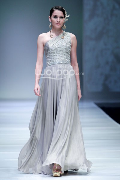 Jakarta, Indonesia - 08 Oktober. Liliana Lim Heaven Breaks at Sceeno Exhibition Hall Lt.3. 08 Oktober 2013. Gandaria City. Jakarta. [Foto: Mohammad Abduh/Wolipop]