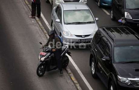 Polisi: Tahun Ini Sudah Ada 40 Ribu Kasus Penerobos Busway