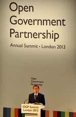 Boediono Hadiri OGP Summit di London