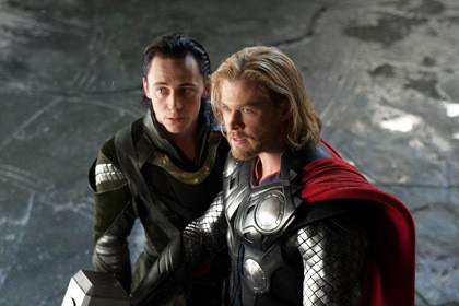 Thor The Dark World Kerjasama Dengan Loki Melawan Malekith