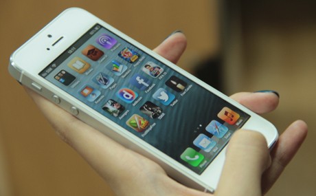 Menguak Jebakan Apple Agar iPhone Laris