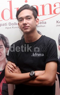 Menurut Adipati, Eva adalah seorang yang pintar dan jago akting. Gus Mun/detikHOT.