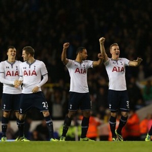 Dukungan Suporter Bikin Spurs Melaju