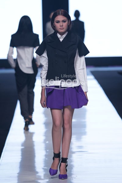 Jakarta, Indonesia - 19 Oktober 2013. Friederich Herman Sophisticated Youthyang. Jakarta Fashion Week 2014 at Senayan City. Jakarta. [Foto: Mohammad Abduh/Wolipop]