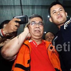 Transaksi di 15 Rekening Akil Tidak Wajar, Terima Transfer dari Pengacara