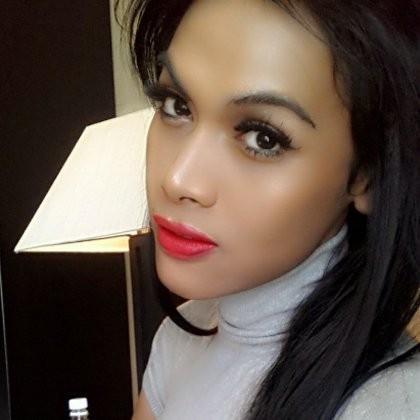 Kesya Mantan Pegawai H M Yang Mantap Kerja Jadi Fashion Stylist Di Indonesia