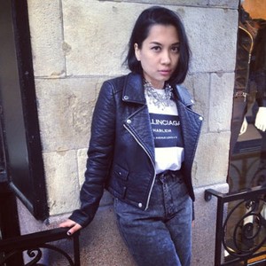 Dewi Utari: Fashion Stylist Bukan Pekerjaan Glamour dan Keren-kerenan