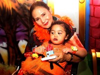 Amora bersama sang nenek. Gus Mun/detikHOT.