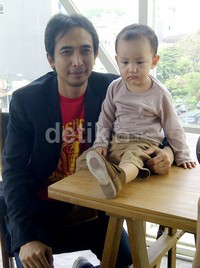 Piyu dan Avanindra Satriyo saat ditemui di DeHUB, Thamrin City, Jakarta Pusat, Kamis (31/10/2013).