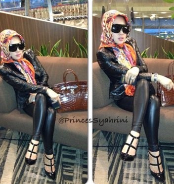 Syahrini Ikuti Gaya Berhijab Angel Lelga?