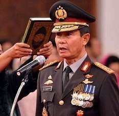 Kapolri Soal Foto Syur Polwan: Kalau Telanjang Jangan Disimpan di HP Kapolri Soal Foto Syur Polwan: Kalau Telanjang Jangan Disimpan di HP