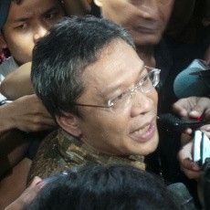 Hakim Tipikor Juga Perintahkan KPK Kembalikan Cincin Berlian Sefti