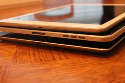 Unboxing iPad Air!