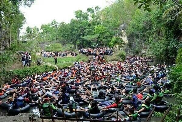 Beredar Foto Goa Pindul Kebanjiran Ratusan Pengunjung