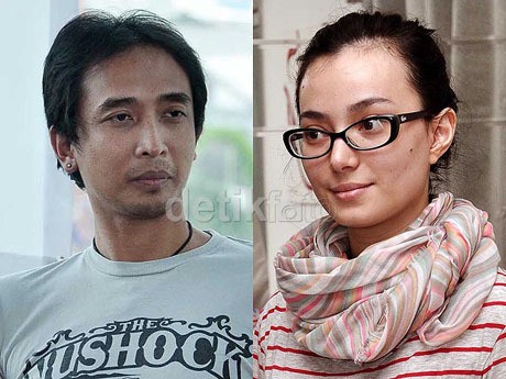 Kegelisahan Piyu Hingga Teka-teki Asmara Asmirandah