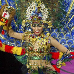Whulan Sukses Curi Perhatian di Kontes Kostum Nasional