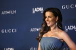 Anggun Bergaun Biru Kate Beckinsale