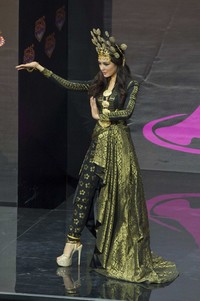 Carey Ng, Miss Malaysia 2013. REUTERS/Darren Decker/Miss Universe Organization L.P., LLLP/Handout via Reuters.