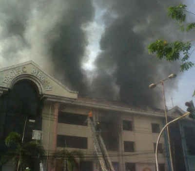 8 Unit Ruko Pacific Megah Dupak Dilalap Api