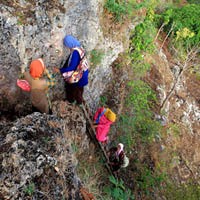 Watu Ondo, Penghubung Dua Dusun di Bukit Kapur Tuban