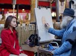 Dari Eiffel ke Louvre, Acha dan Dewi Sandra Cari Jejak Islam di Paris
