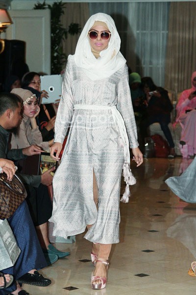 Ria Miranda, Trunk Show 2014 at Ballroom Grand Hotel Mahakam. Jakarta. 31-Oktober-2013. [Foto: Mohammad Abduh/Wolipop]