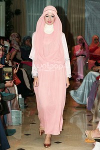 Ria Miranda, Trunk Show 2014 at Ballroom Grand Hotel Mahakam. Jakarta. 31-Oktober-2013. [Foto: Mohammad Abduh/Wolipop]