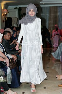 Ria Miranda, Trunk Show 2014 at Ballroom Grand Hotel Mahakam. Jakarta. 31-Oktober-2013. [Foto: Mohammad Abduh/Wolipop]