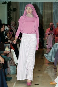 Ria Miranda, Trunk Show 2014 at Ballroom Grand Hotel Mahakam. Jakarta. 31-Oktober-2013. [Foto: Mohammad Abduh/Wolipop]