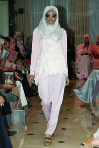 Ria Miranda, Trunk Show 2014 at Ballroom Grand Hotel Mahakam. Jakarta. 31-Oktober-2013. [Foto: Mohammad Abduh/Wolipop]