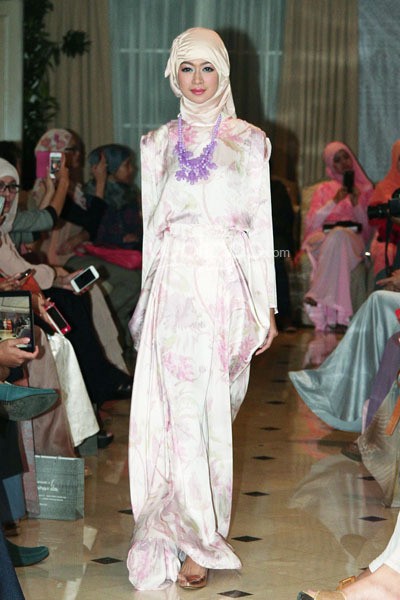 Ria Miranda, Trunk Show 2014 at Ballroom Grand Hotel Mahakam. Jakarta. 31-Oktober-2013. [Foto: Mohammad Abduh/Wolipop]