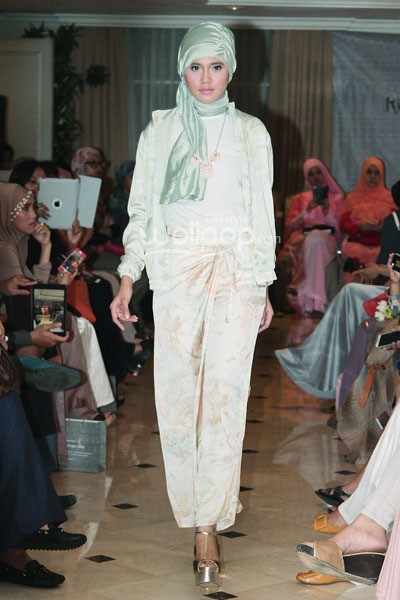 Ria Miranda, Trunk Show 2014 at Ballroom Grand Hotel Mahakam. Jakarta. 31-Oktober-2013. [Foto: Mohammad Abduh/Wolipop]