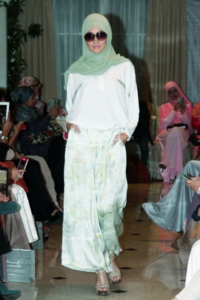 Ria Miranda, Trunk Show 2014 at Ballroom Grand Hotel Mahakam. Jakarta. 31-Oktober-2013. [Foto: Mohammad Abduh/Wolipop]