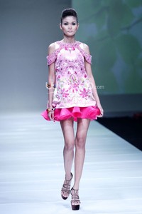 Jakarta, Indonesia - 09 Oktober. Danny Satriadi Inflorescence at Skeeno Hall Lt.3. 09 Oktober 2013. Gandaria City. Jakarta. [Foto: Mohammad Abduh/Wolipop]