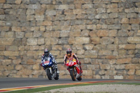 Menanti Duel Lorenzo vs Marquez di Valencia