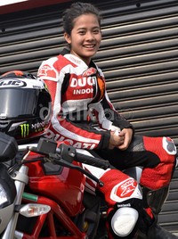 Ducati menurut Desti memiliki tenaga dan performa yang sangat menyenangkan untuk dibawa mengebut.