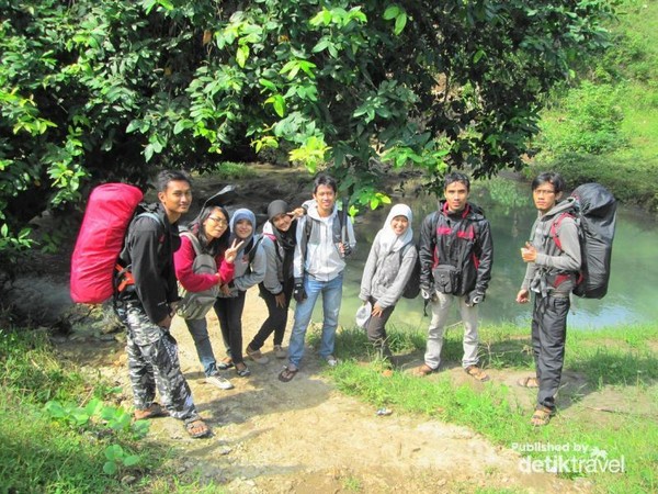 Pantai Pangi, Surga Kecil Milik Blitar