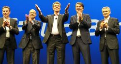 Perpisahan Kontroversial CEO BlackBerry