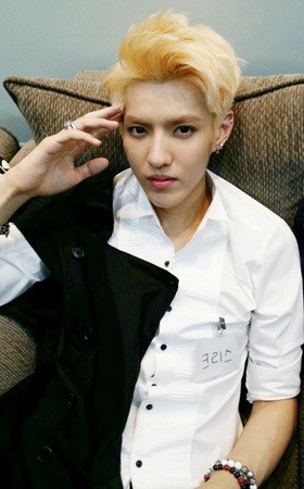 #KriscassoDay, Selamat Ulang Tahun Kris EXO!