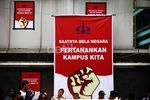Dihadang Dosen dan Karyawan, Eksekusi Trisakti Batal