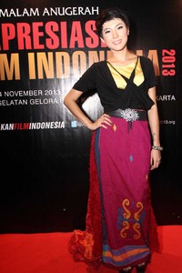 Ini penampilan cantik dari Poppy Sovia.  Akew/detikHOT.