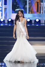 Parade Gaun Malam Kontestan Miss Universe 2013 (1)