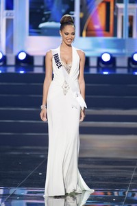 Hinarani de Longeaux, Miss France 2013. REUTERS/Darren Decker/Miss Universe Organization L.P., LLLP/Handout via Reuters.