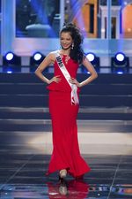 Parade Gaun Malam Kontestan Miss Universe 2013 (2)