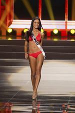 Kontes Swimsuit Miss Universe 2013 (1)
